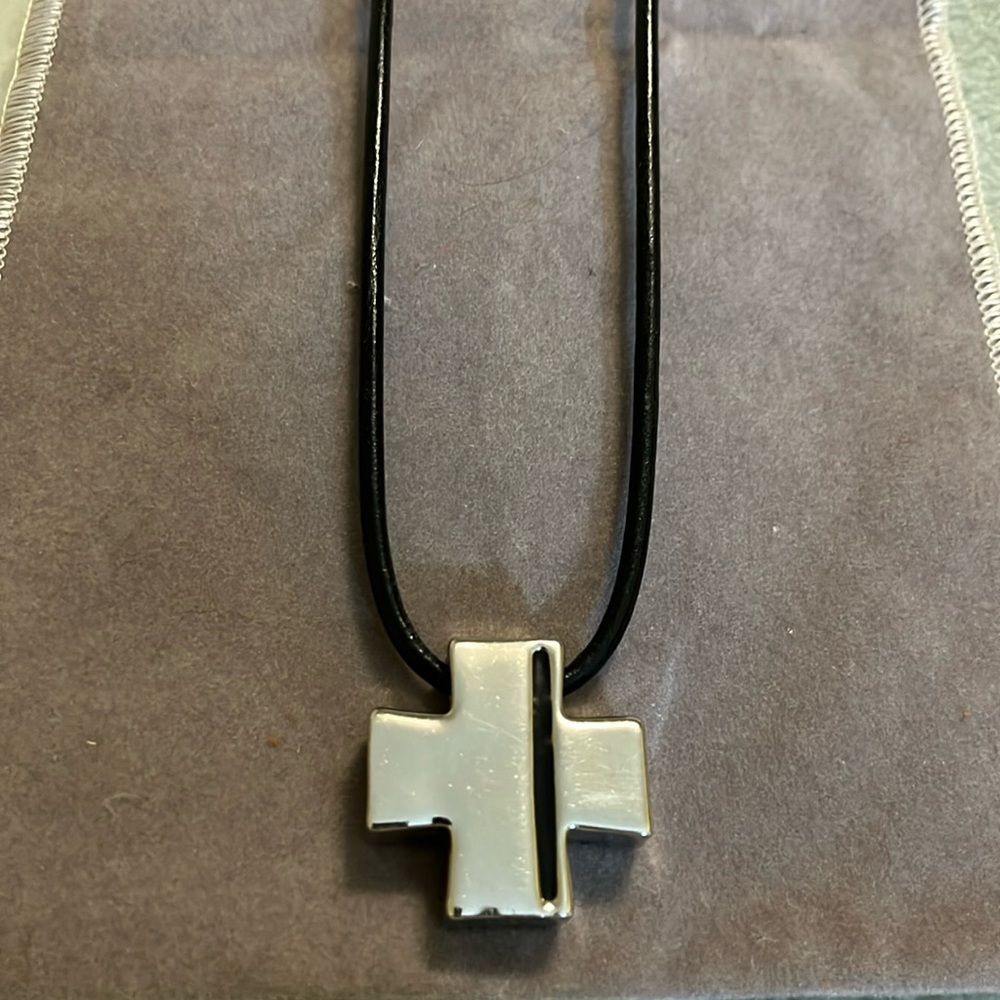 Kiam Family cross pendant